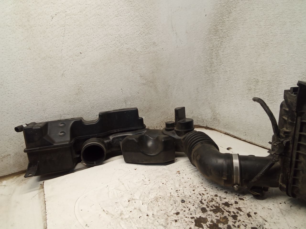 Part image 9