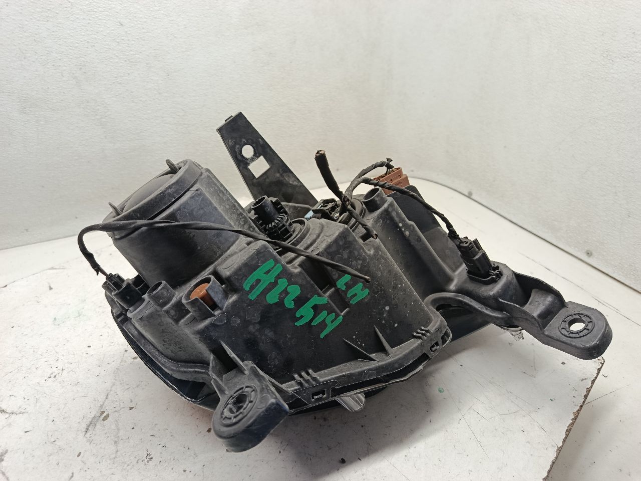Part image 9