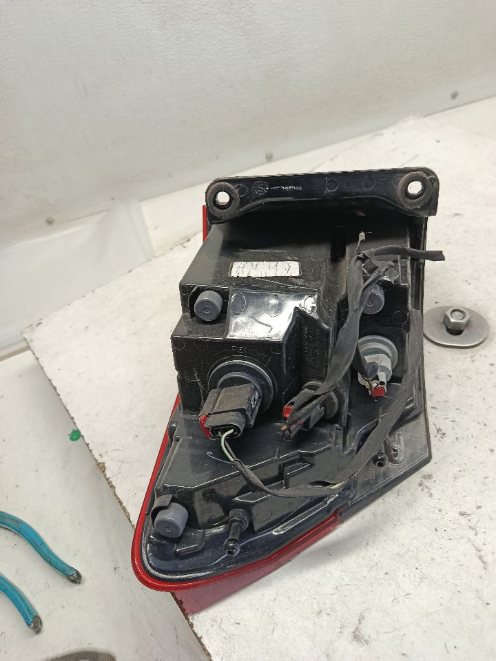 Part image 7