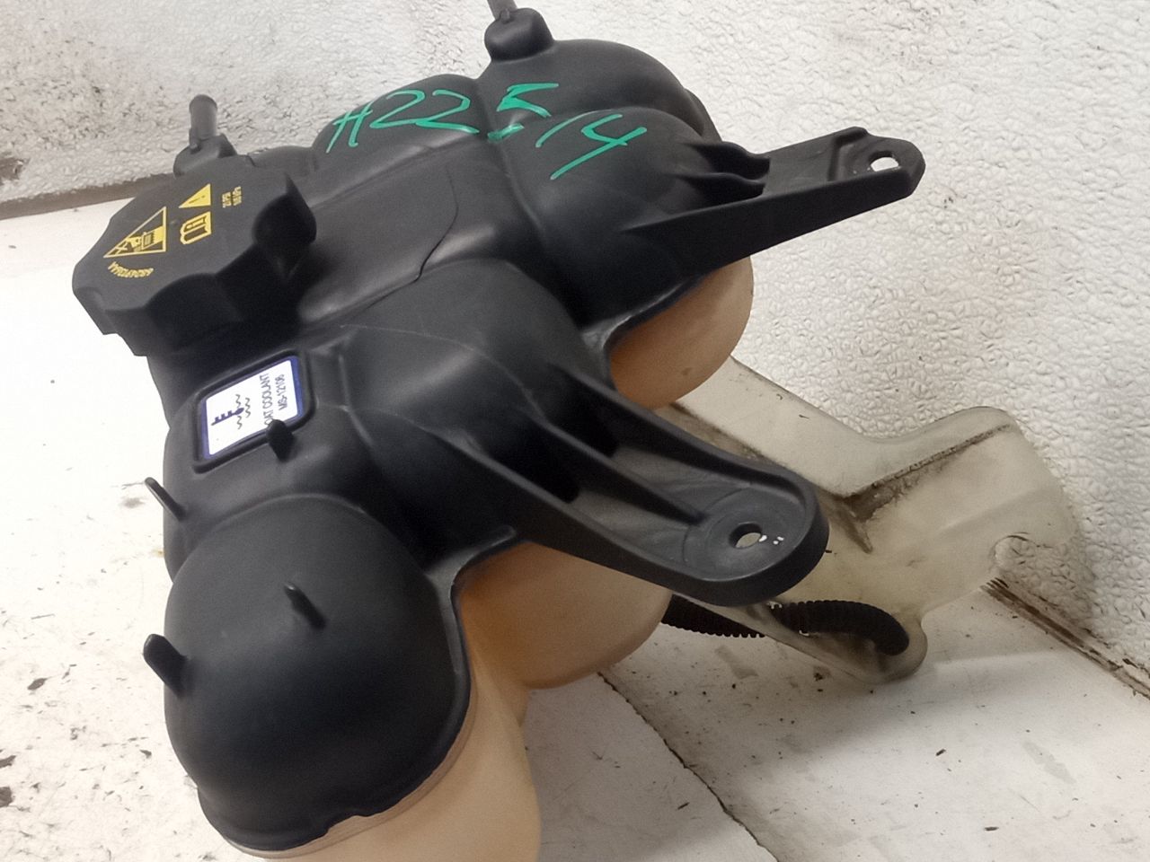 Part image 3
