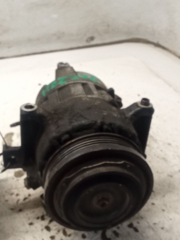 Part image 7