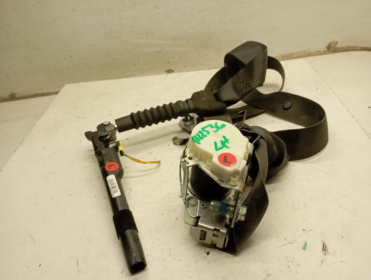 Part image 3