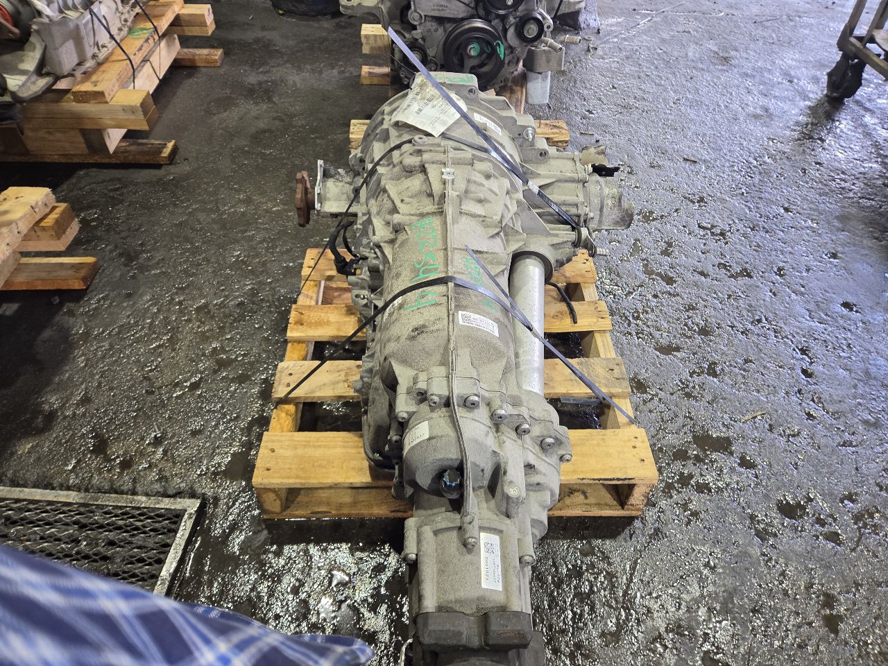 Part image 8