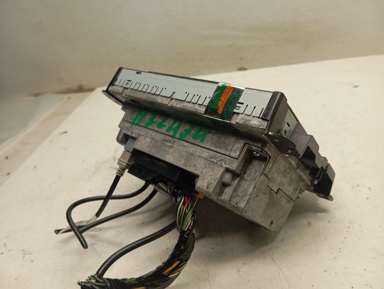 Part image 3