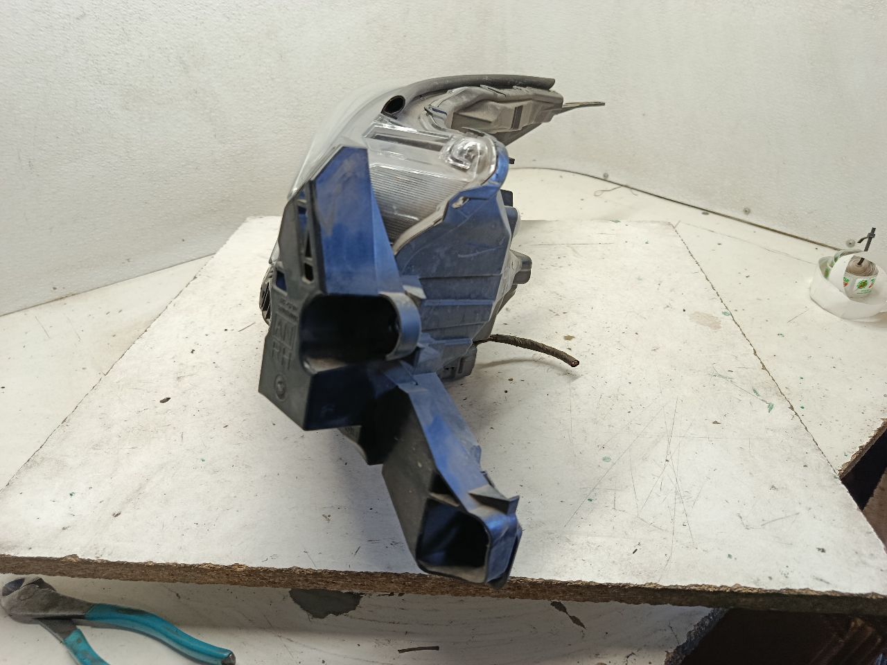 Part image 3