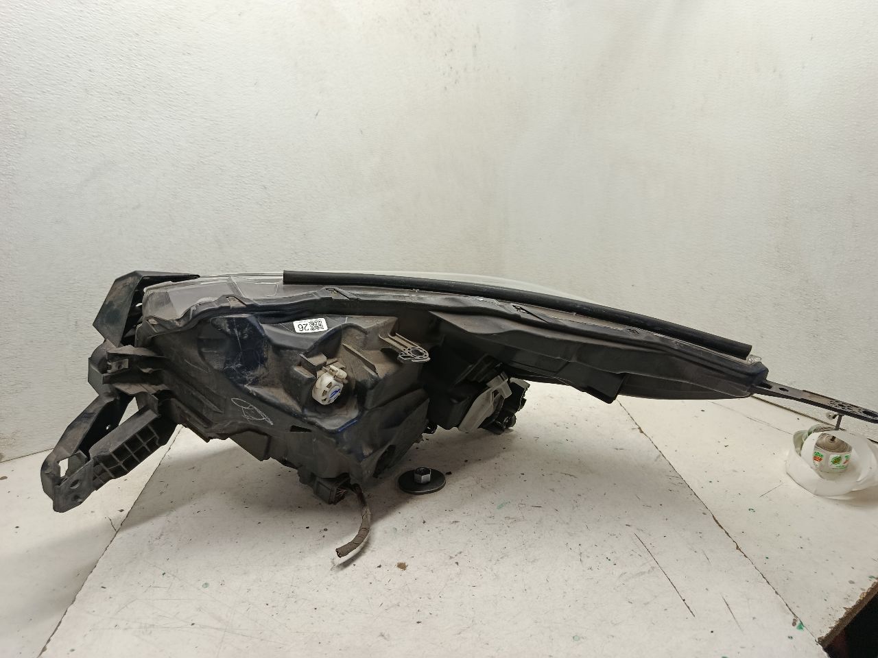 Part image 4