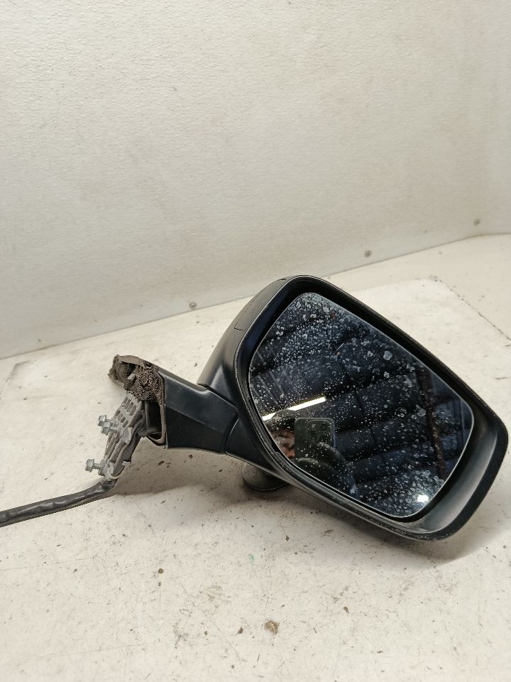 Part image 7