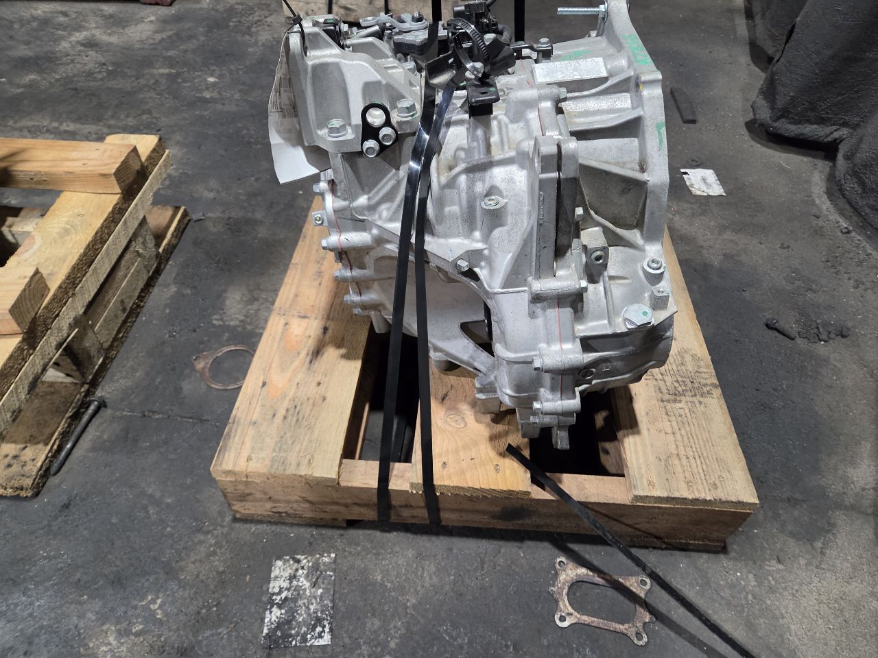 Part image 4
