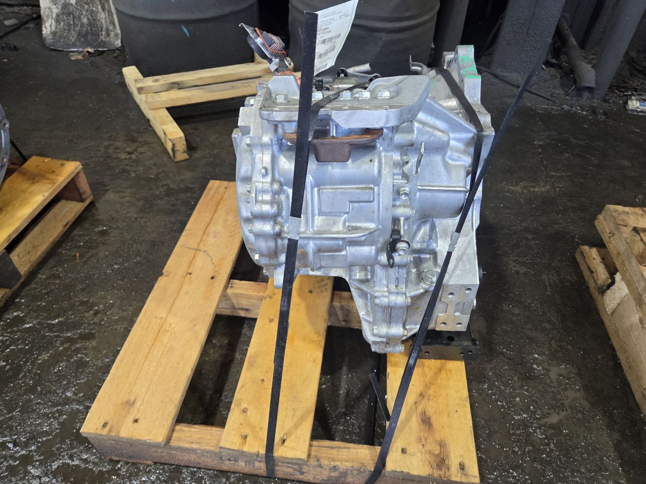 Part image 3