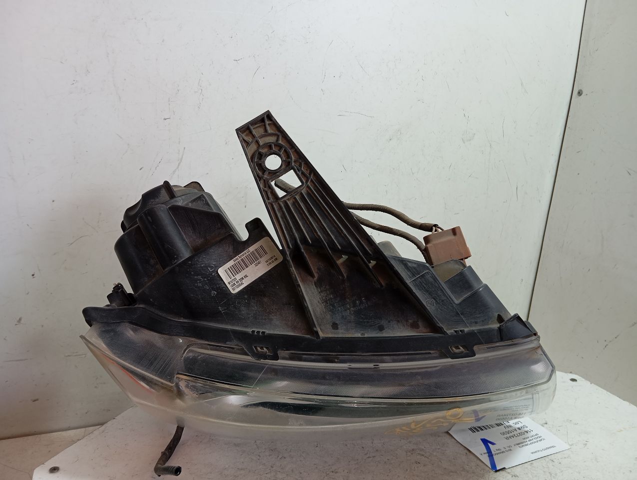 Part image 3