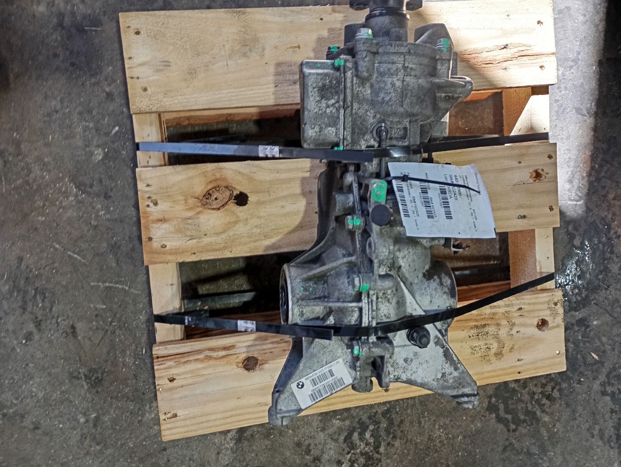 Part image 3