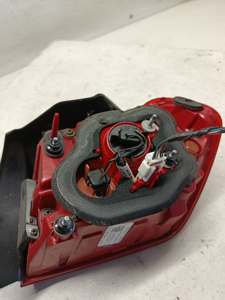 Part image 7