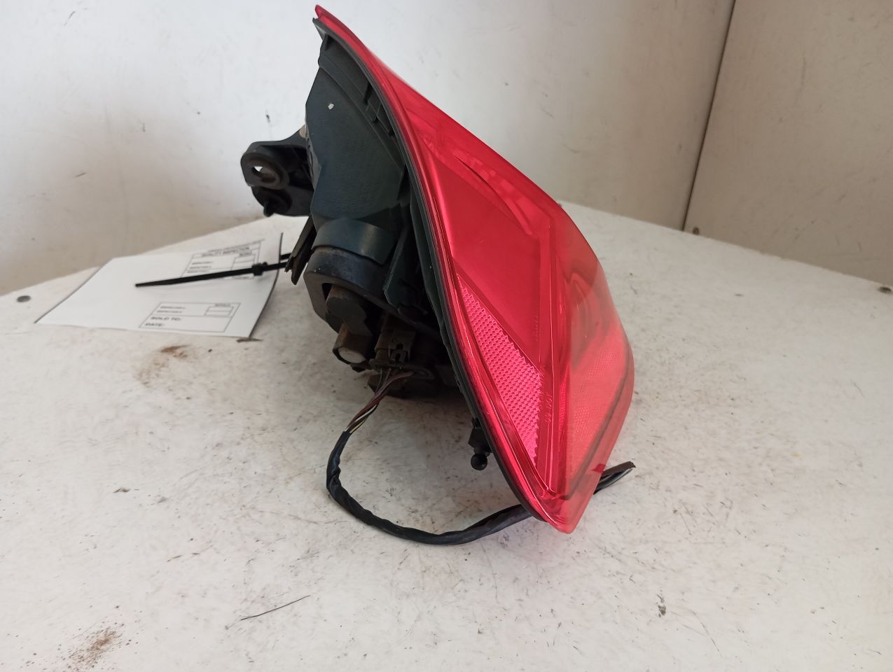 Part image 3