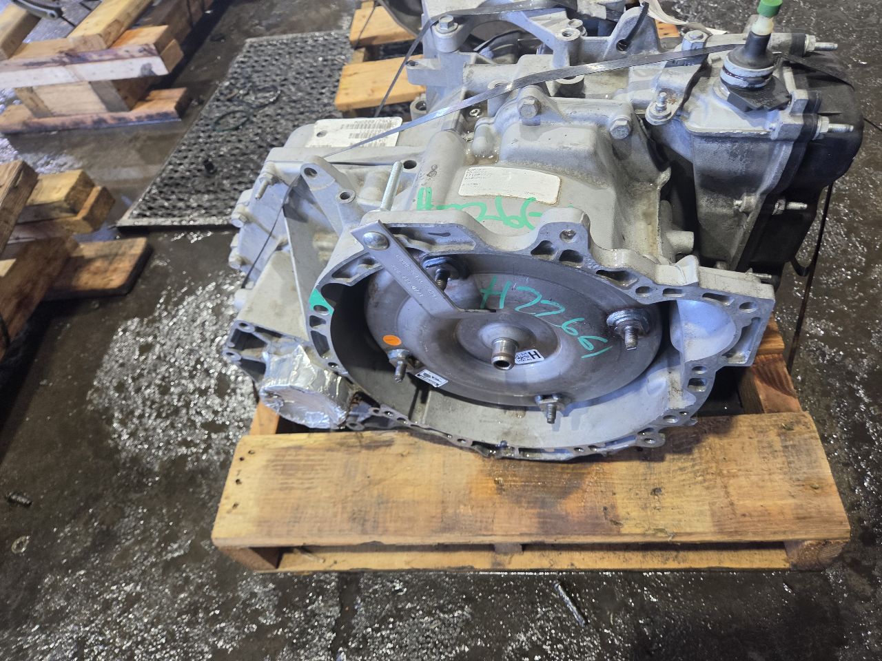 Part image 3