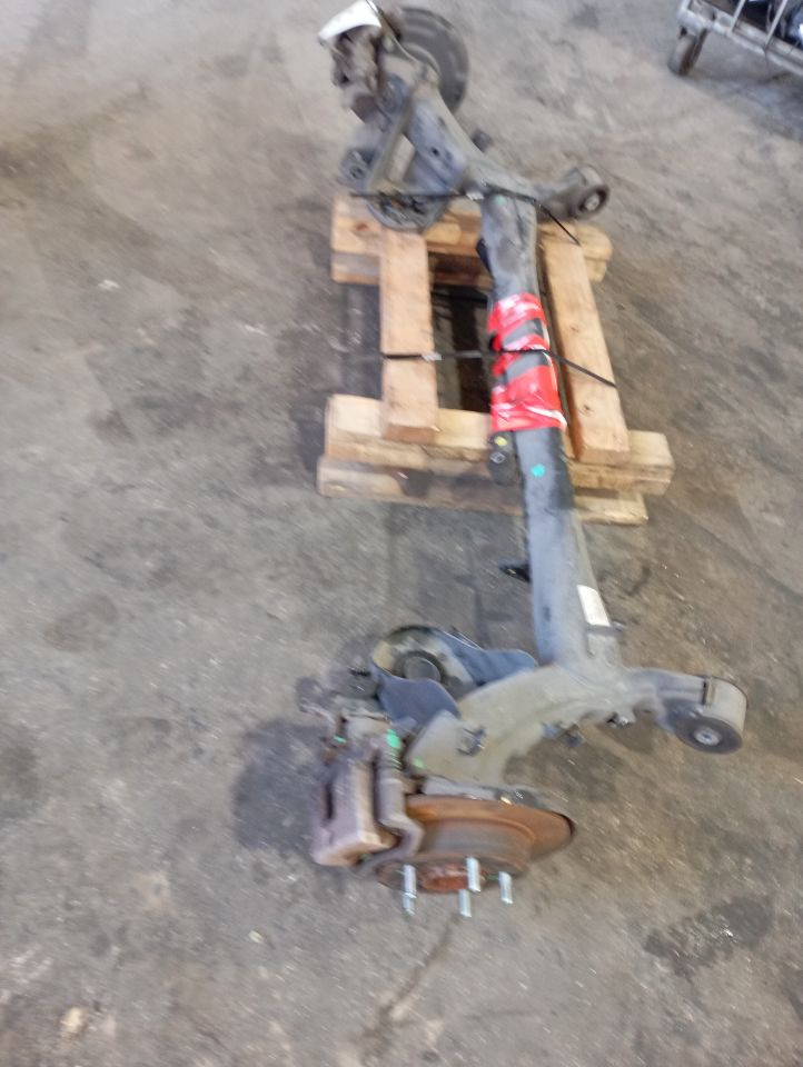 Part image 3