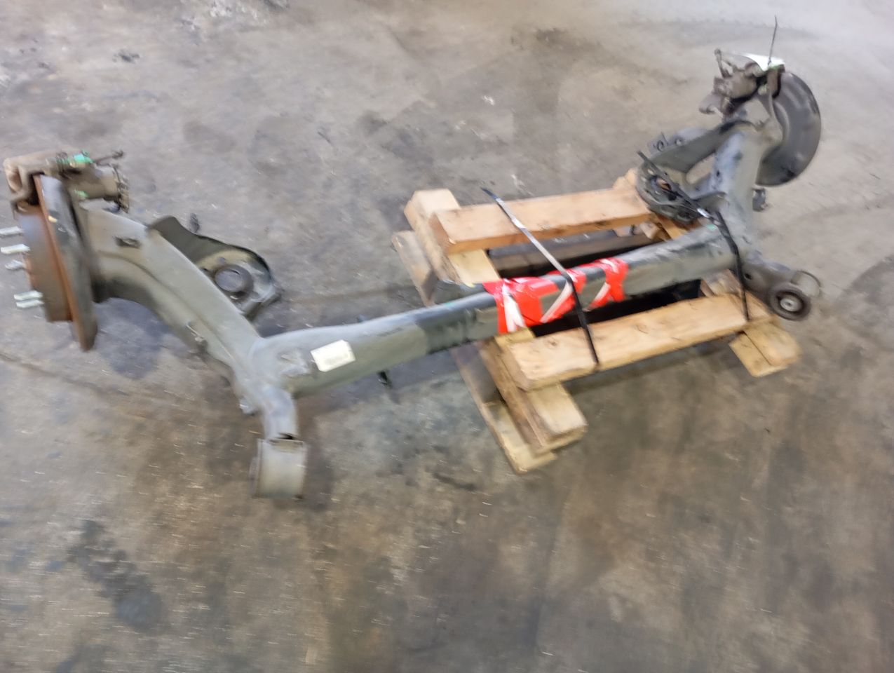 Part image 4