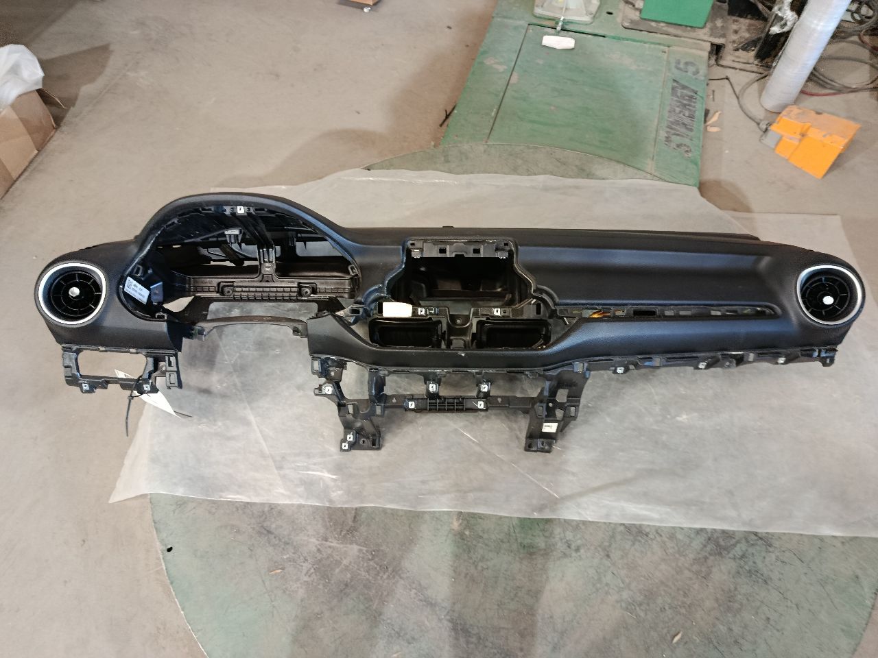Part image 1