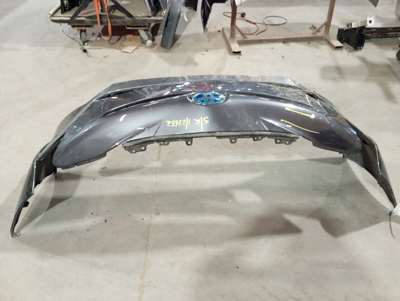 Part image 3