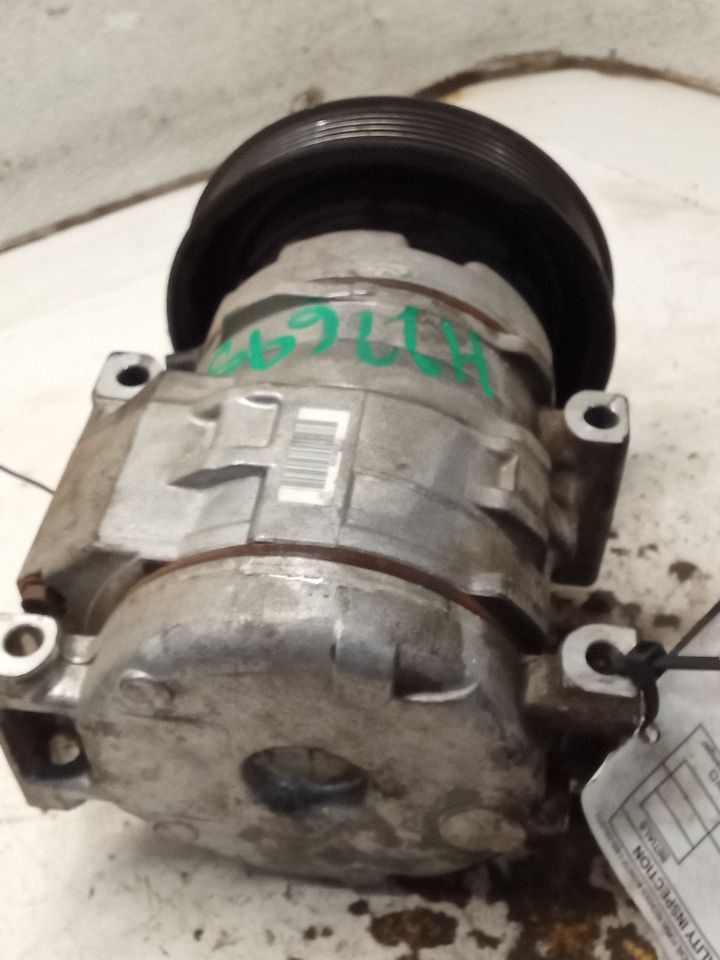 Part image 7