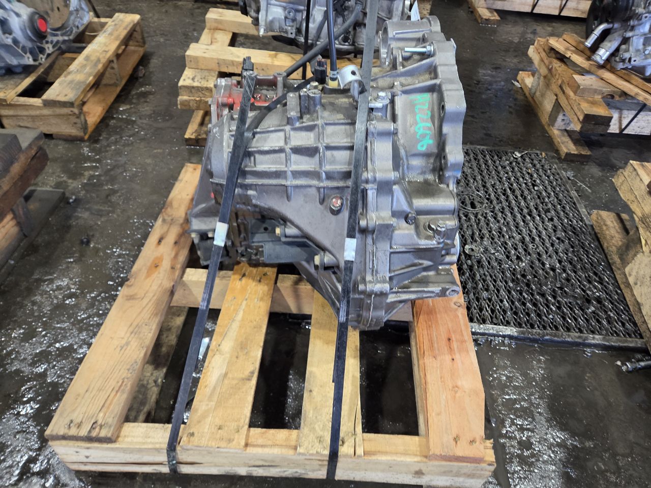 Part image 3