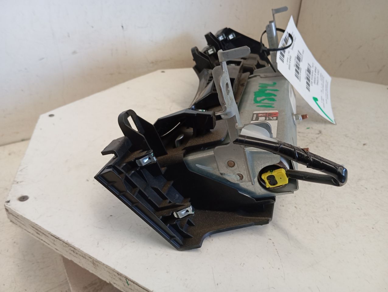 Part image 4
