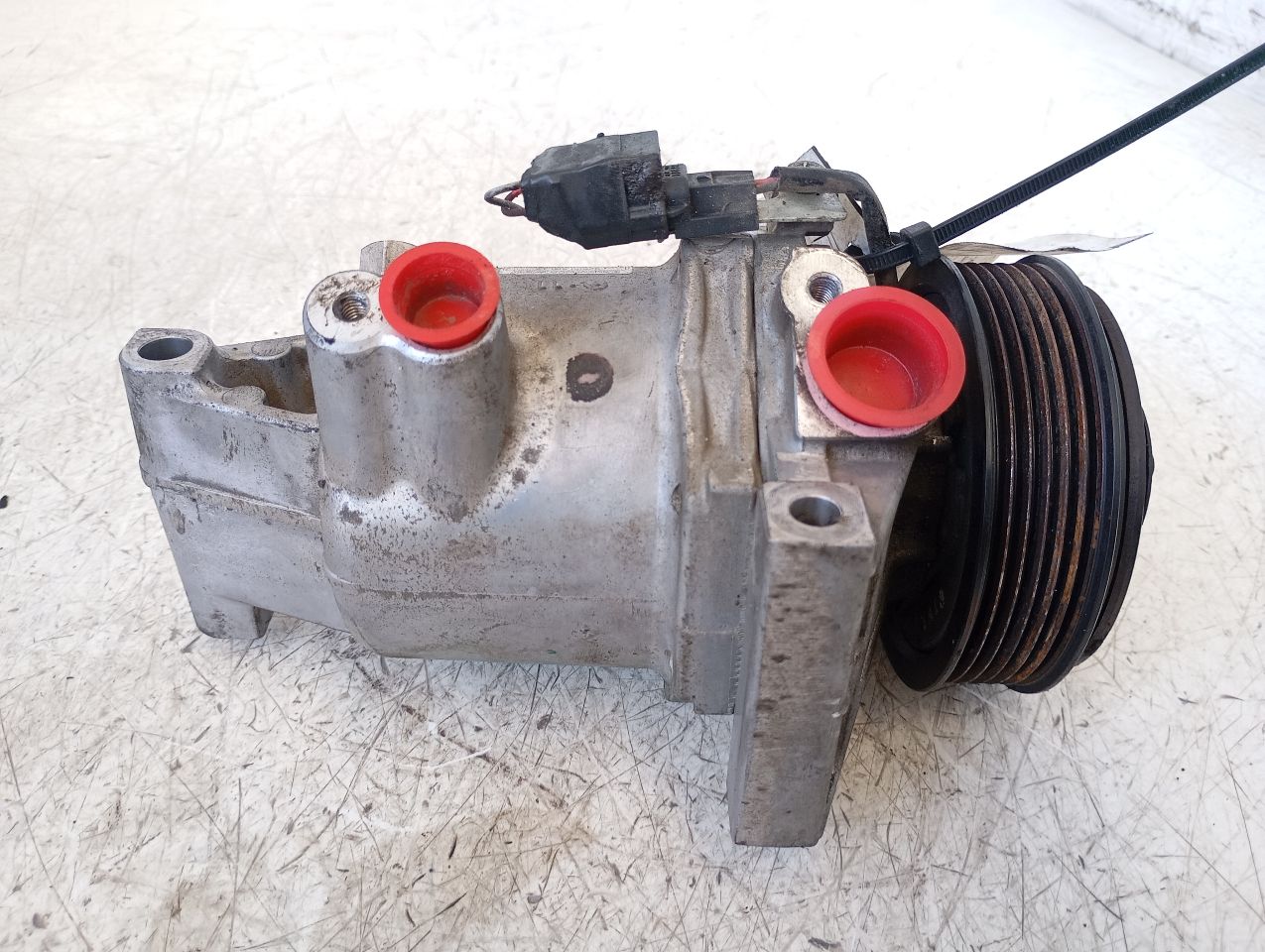 Part image 4