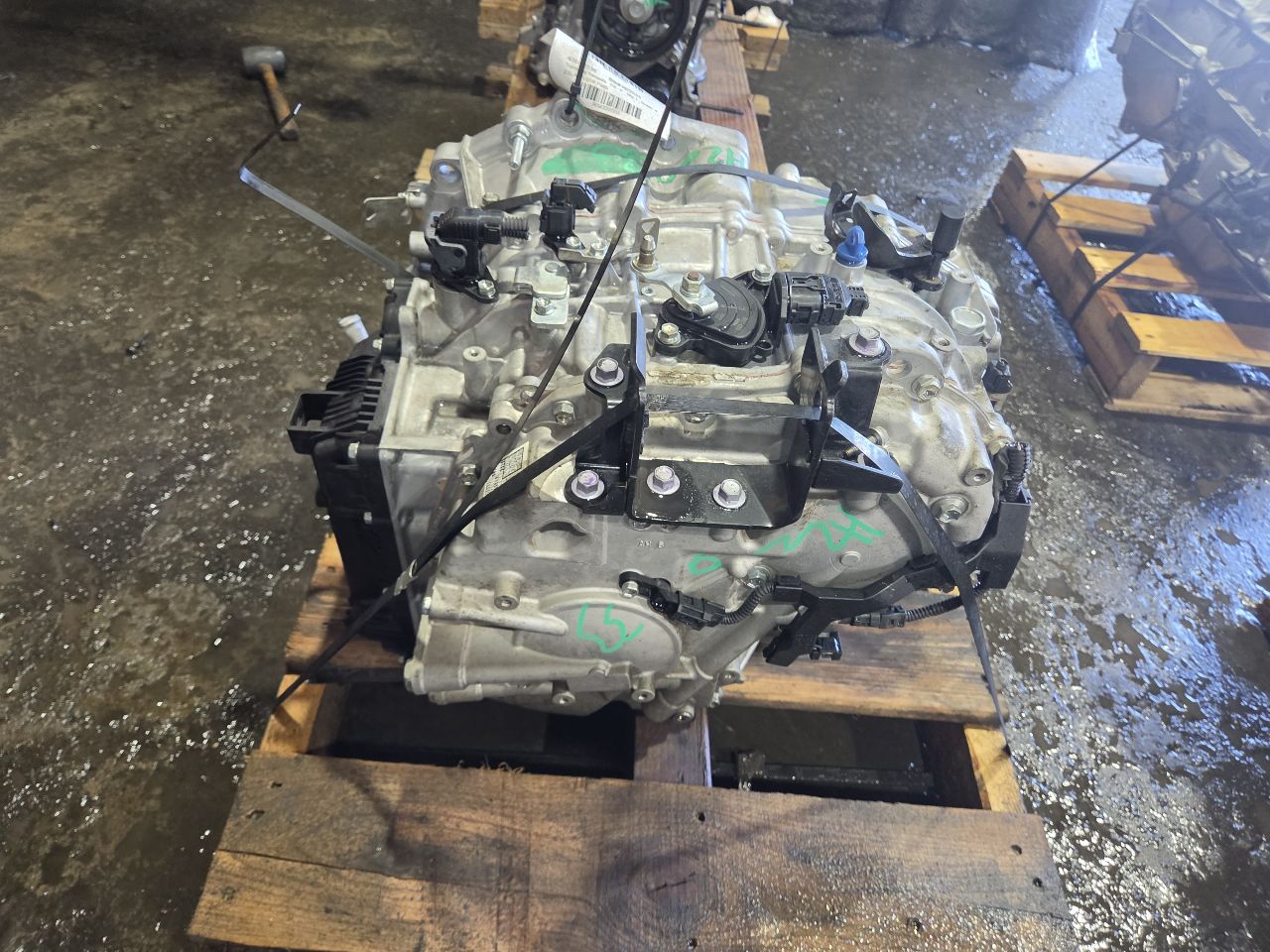 Part image 3