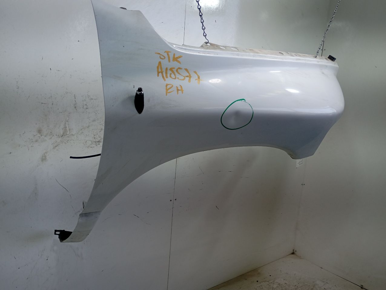 Part image 3