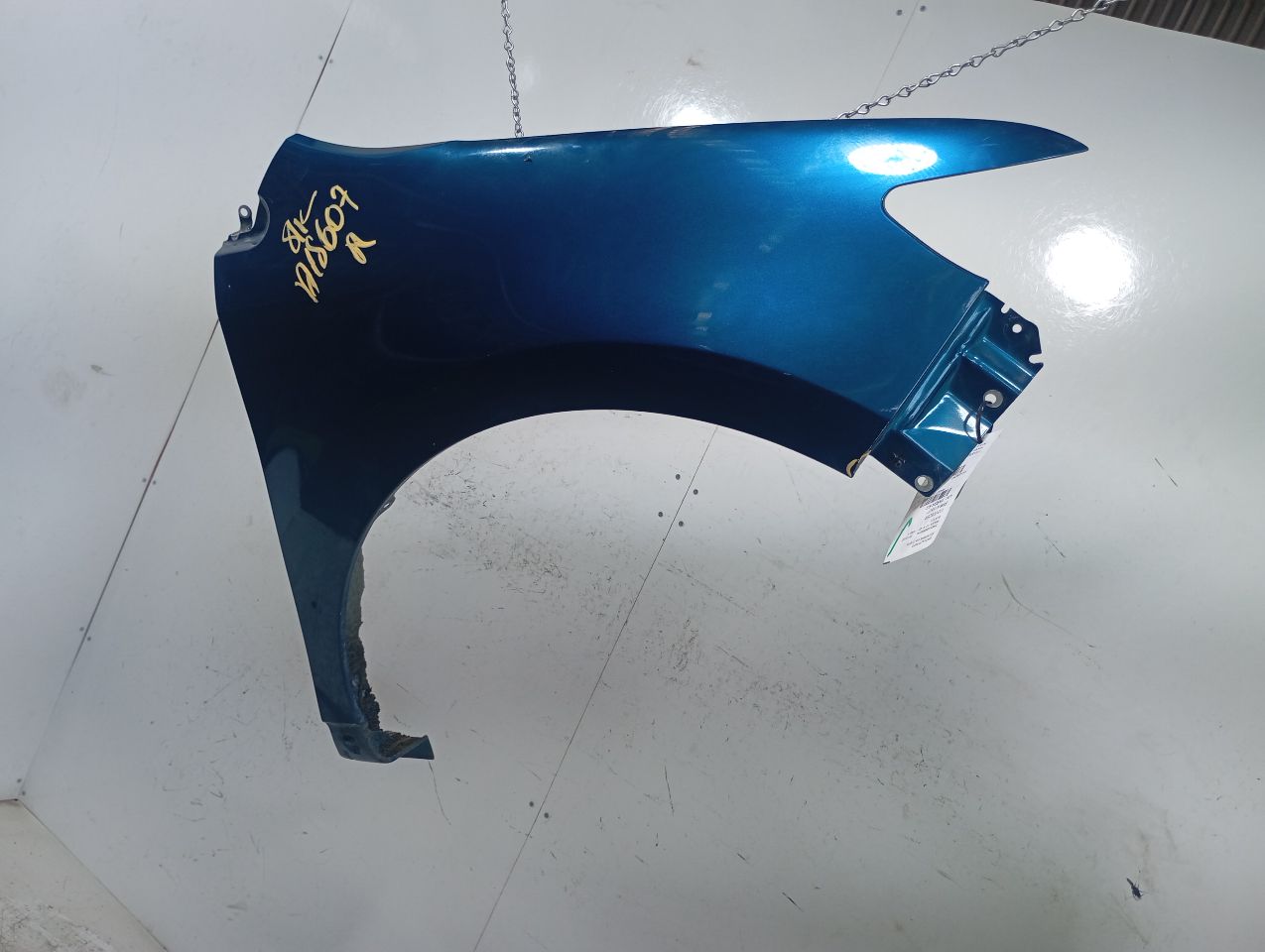 Part image 3