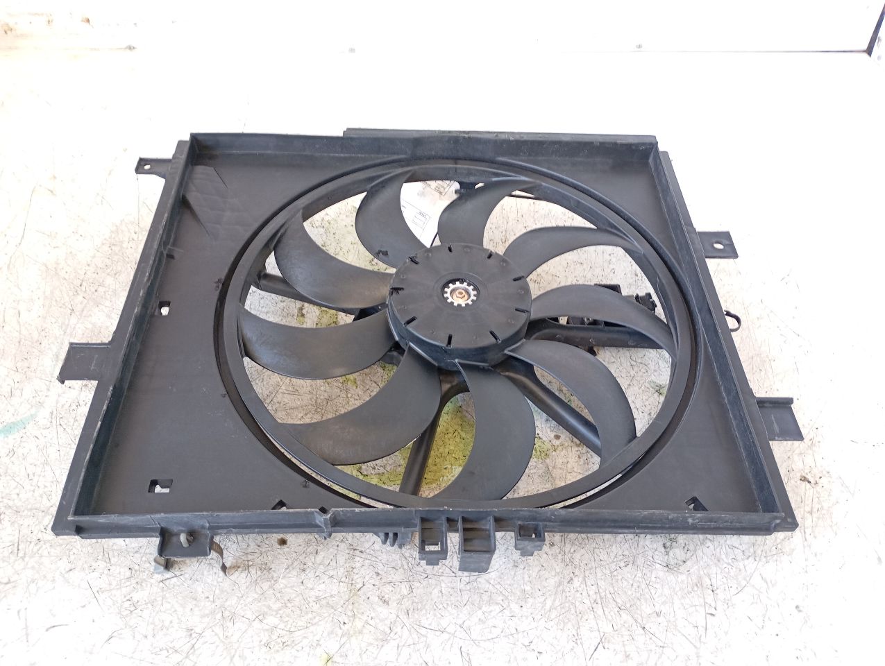 Part image 3