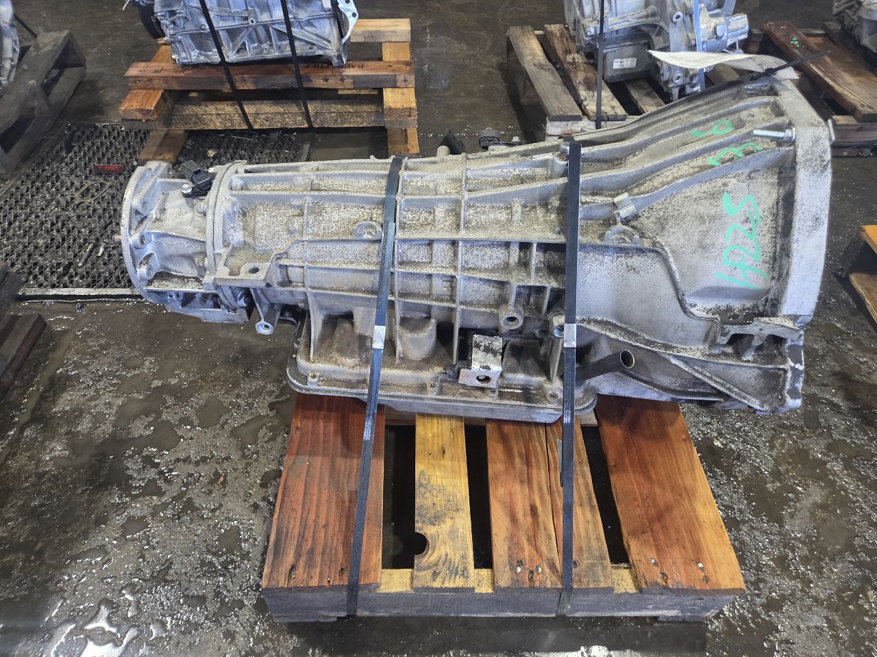 Part image 3