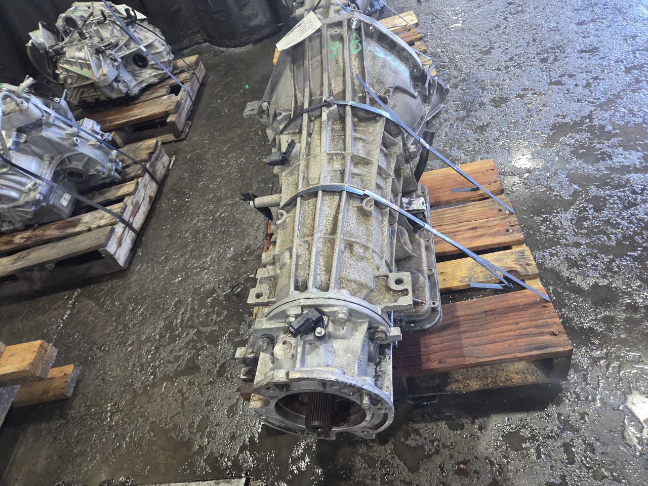 Part image 4
