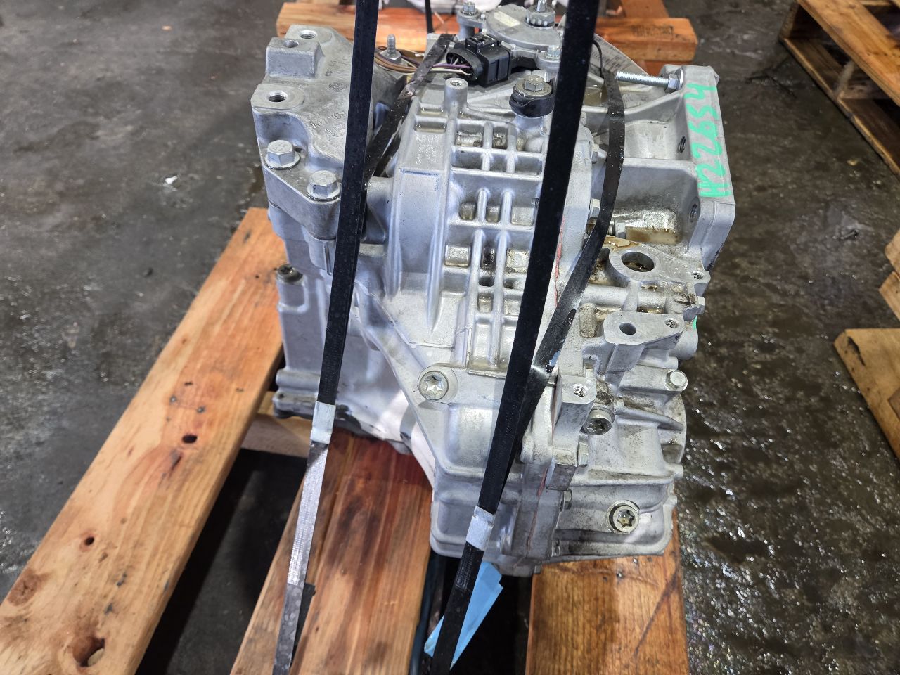 Part image 3