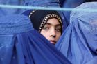 بالاترین: طالبان و بازگشت کابوسِ ازدواج‌های اجباری و بردگی جنسی - Vimarsana News
