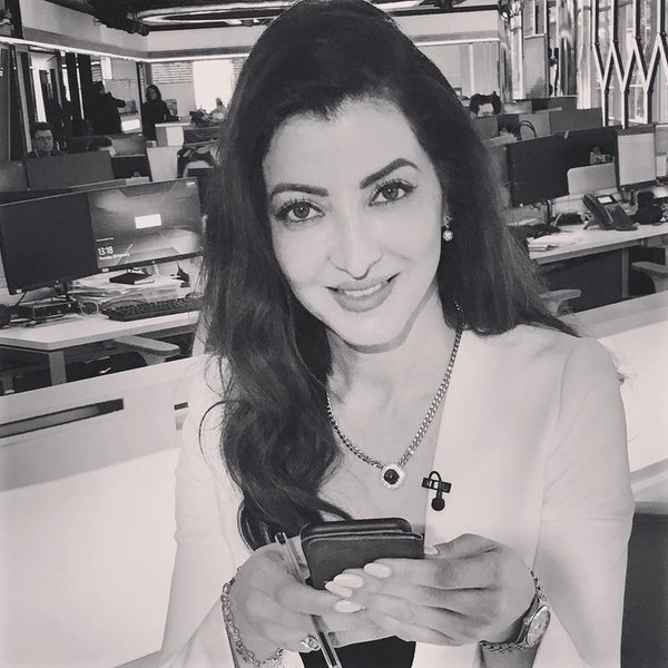 بالاترین بیوگرافی سیما ثابت مجری سابق ایران اینترنشنال همراه با قد و وزن و خالکوبی و. بالاترین بیوگرافی سیما ثابت مجری سابق ایران اینترنشنال همراه با قد و وزن و خالکوبی و.