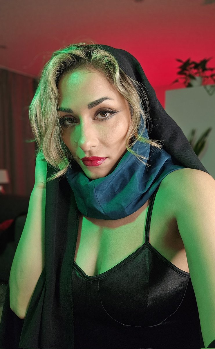 عکس آرزو علی زلفی ۲۰۲۵