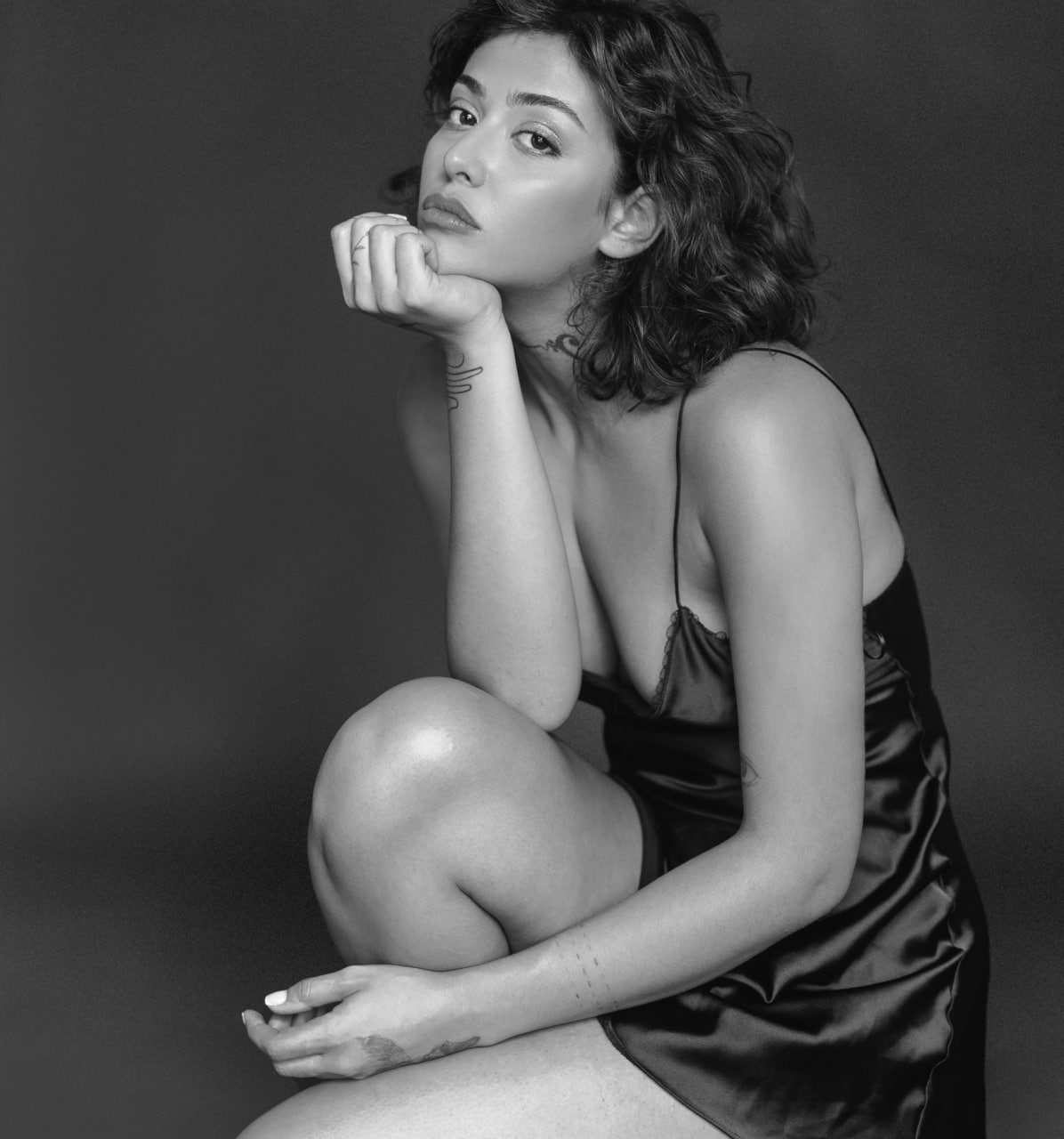 بالاترین: «ریحانه پارسا» بازیگر سینمای ایران، عکسهایی سکسی از خود در حمام را منتشر کرد + عکس و ویدئو