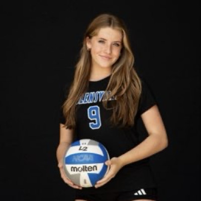 Kinzie Walker