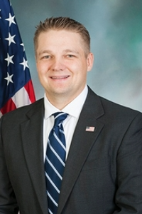 Picture of Aaron Bernstine