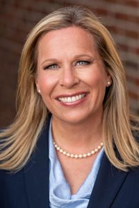 Image of Amanda Bledsoe