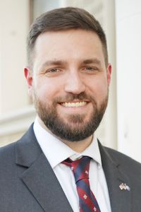 Image of Andrew Bennett