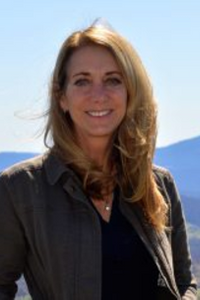 Image of Angela Lynn