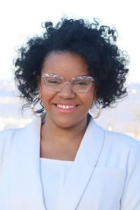 Image of Ashley Comans