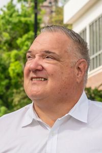 Image of Bob Henriquez