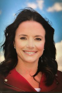 Image of Nicki Mills
