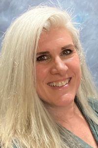 Image of Cynthia Laskevich