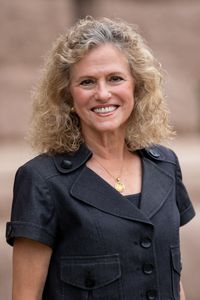 Image of Donna Howard
