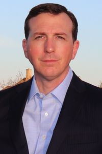 Image of Dan Thomas