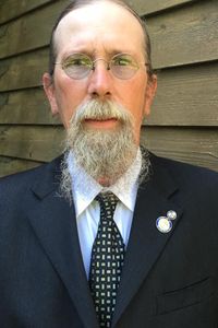 Image of Derek Ellis