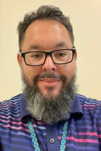 Image of Derek Alvarado
